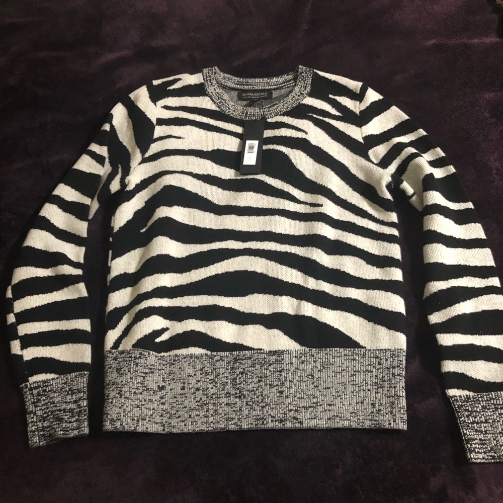 Banana Republic Merino Blend Zebra Sweater